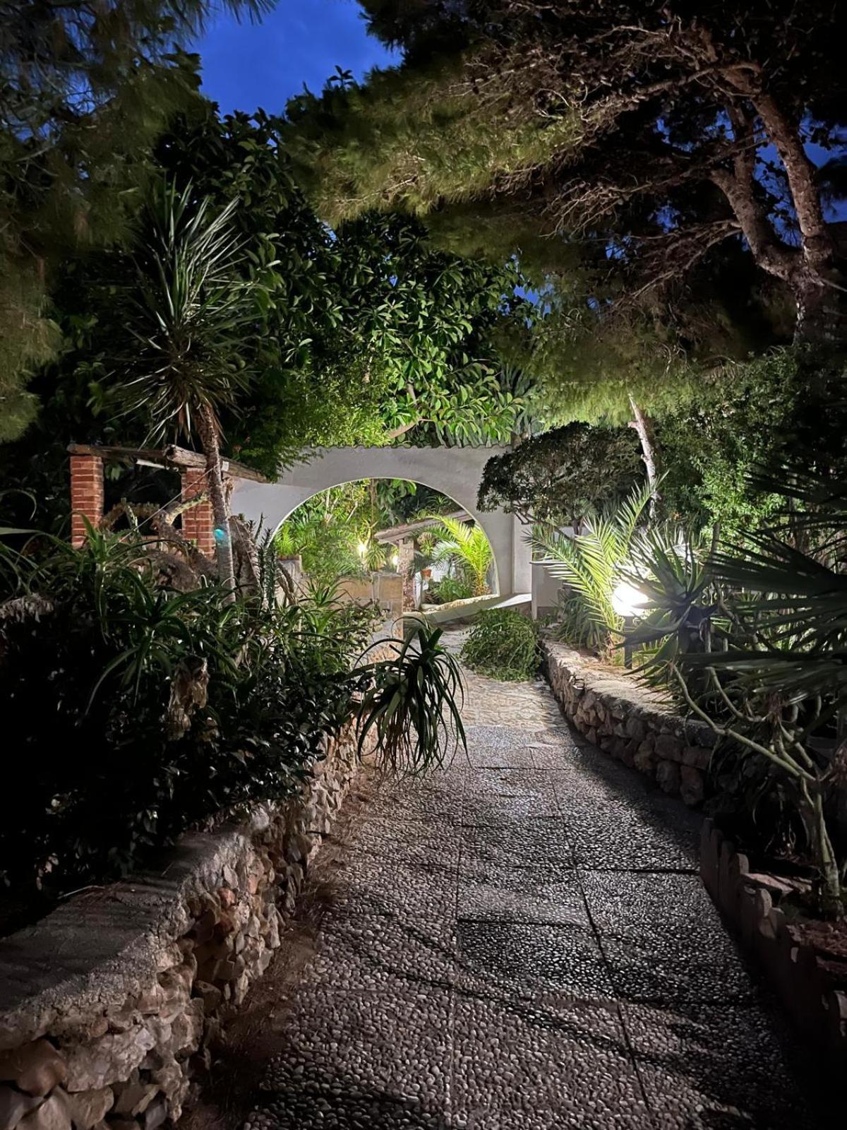 Il Giardino Della Falena Villa Favignana Luaran gambar